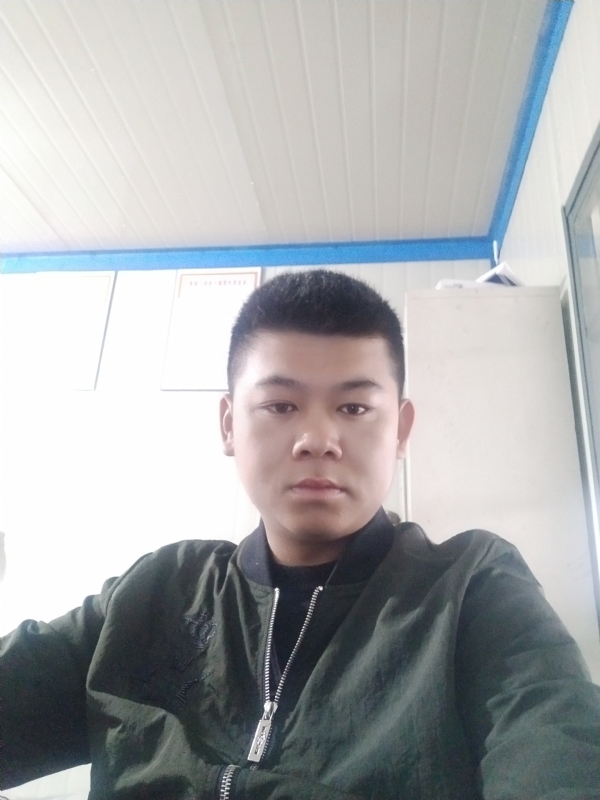 少校的第一张照片--珠海相亲服务中心