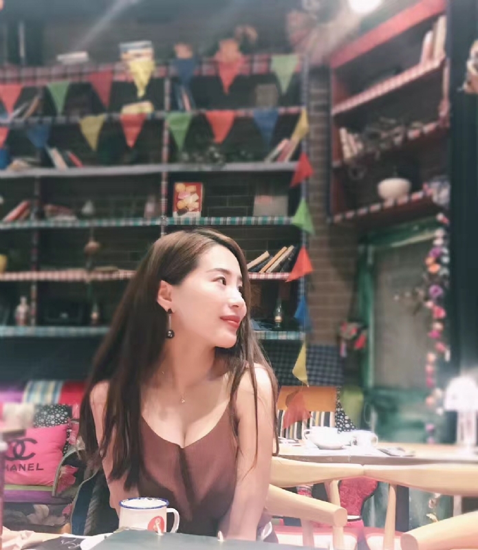 zoe的第一张照片--珠海相亲服务中心