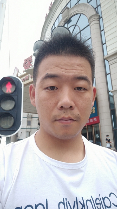 夜空的第一张照片--珠海相亲服务中心