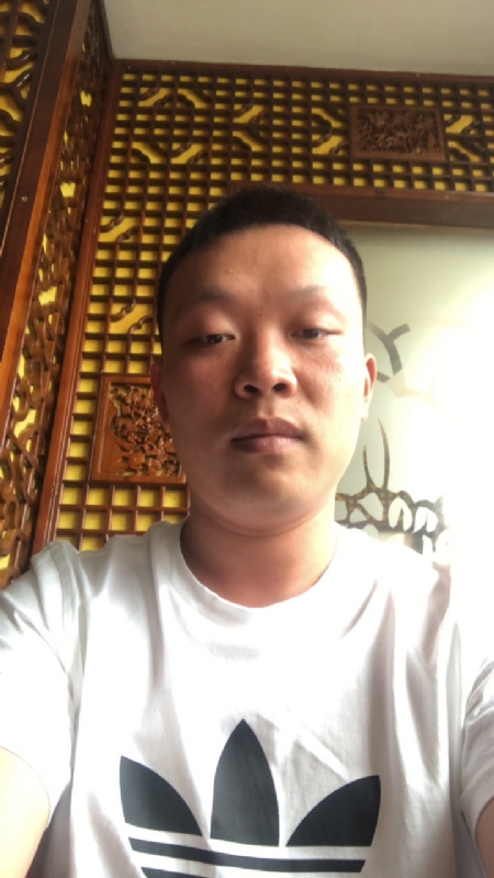 唐子龙的第一张照片--珠海相亲服务中心