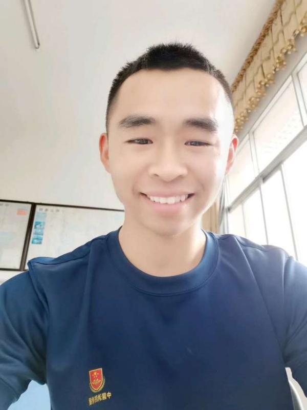 超超的第二张照片--珠海相亲服务中心