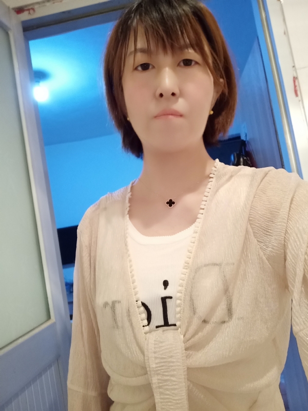 芬儿的第四张照片--珠海相亲服务中心