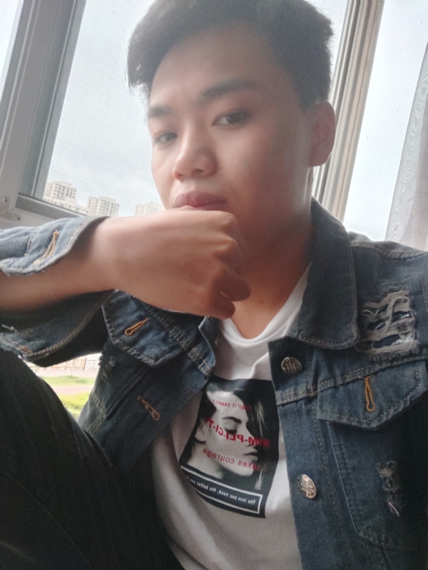 鬼卿的第四张照片--珠海相亲服务中心