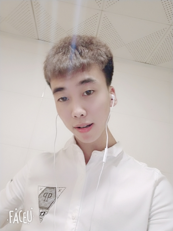 晚枫的第二张照片--珠海相亲服务中心