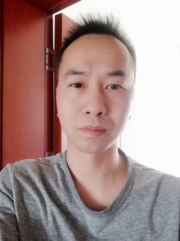 超级大混球的第三张照片--珠海相亲服务中心