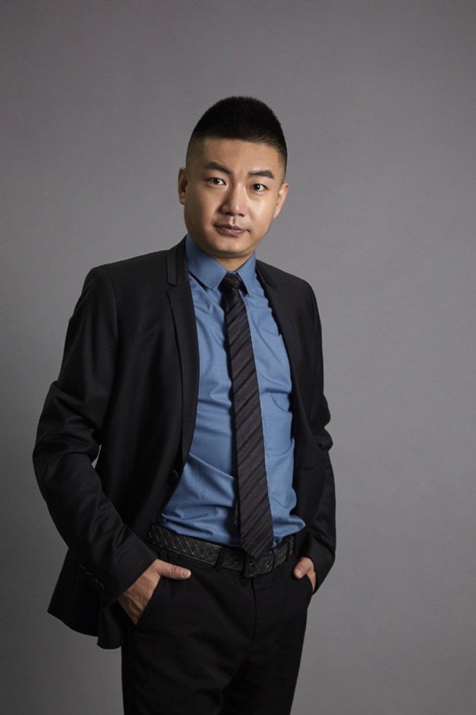 Clark的第一张照片--珠海相亲服务中心