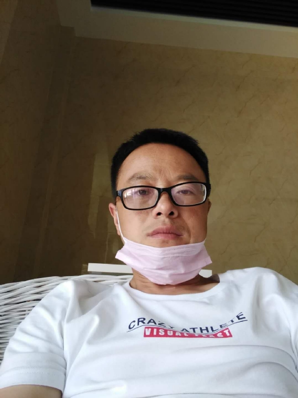 小马奔腾的第一张照片--珠海相亲服务中心