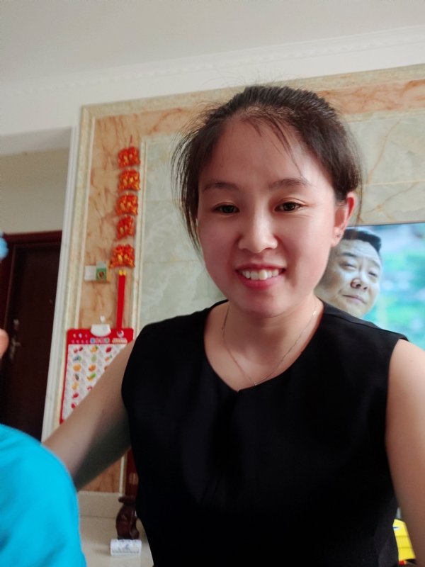 睿智的第一张照片--珠海相亲服务中心