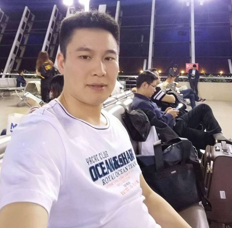 阳光灿烂的第一张照片--珠海相亲服务中心