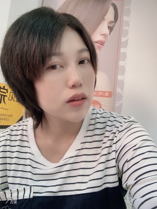 寻找爱情的第一张照片--珠海相亲服务中心