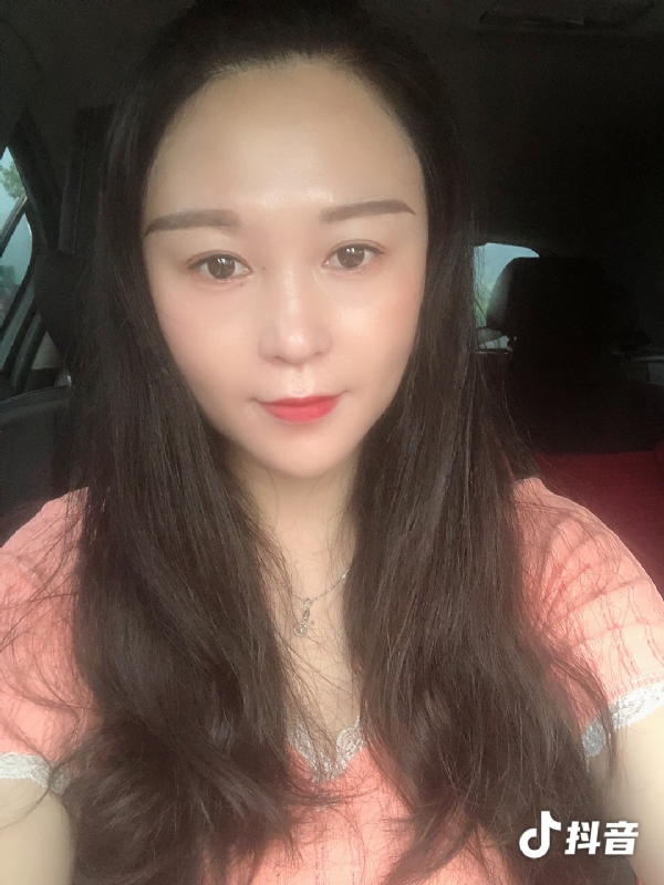 云云的第一张照片--珠海相亲服务中心