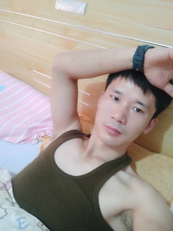 平凡之路的第一张照片--珠海相亲服务中心