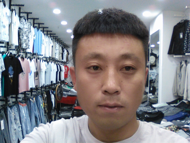 冰冷的心的第二张照片--珠海相亲服务中心