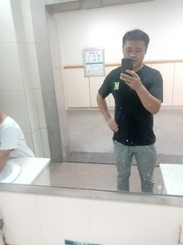 随遇而安的第一张照片--珠海相亲服务中心