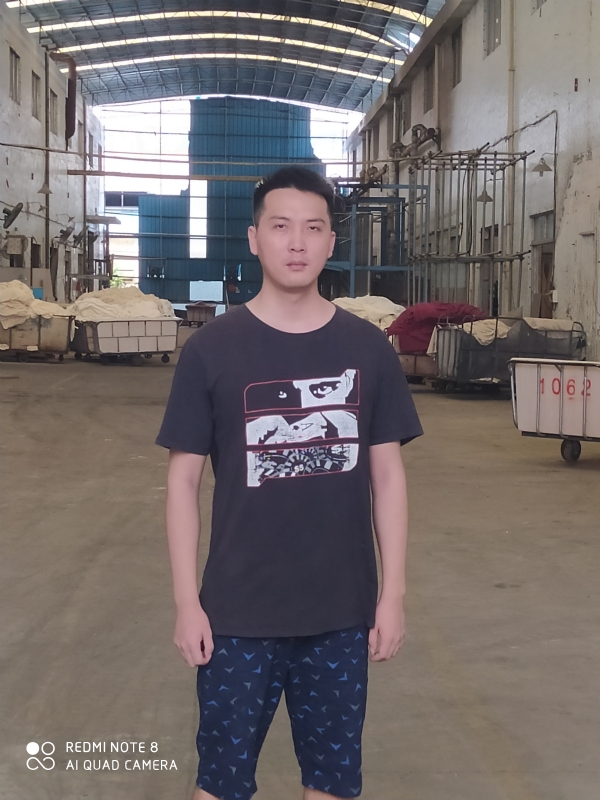 六月雨的第一张照片--珠海相亲服务中心