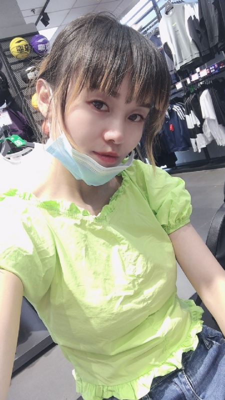 婀娜袅袅的第一张照片--珠海相亲服务中心