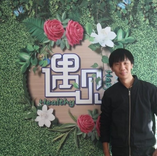 影视人~混爷张的第二张照片--珠海相亲服务中心