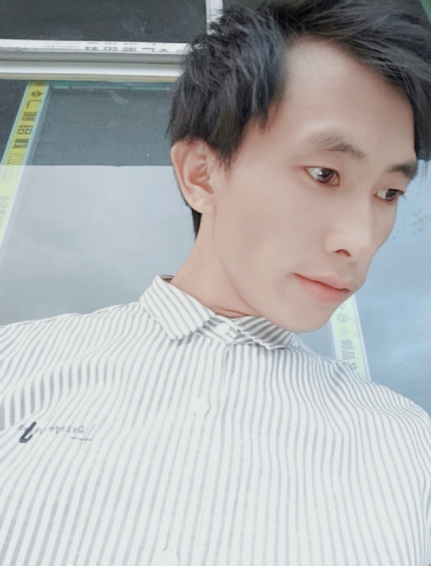 寻找下一个路口的第一张照片--珠海相亲服务中心