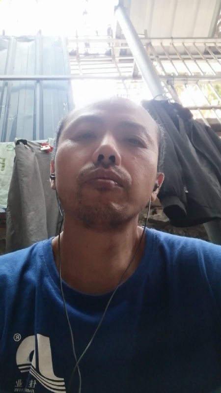 平的第一张照片--珠海相亲服务中心