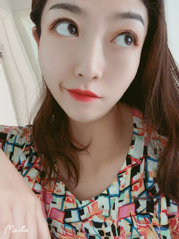 小布丁的第一张照片--珠海相亲服务中心