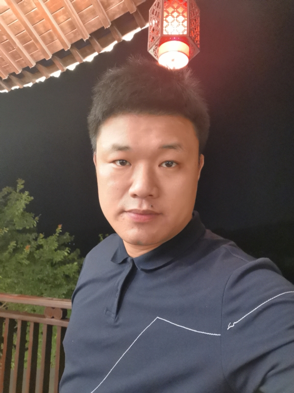 耿直boy的第一张照片--珠海相亲服务中心