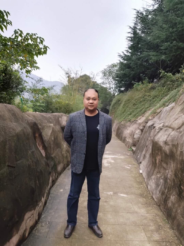 玉竹的第三张照片--珠海相亲服务中心