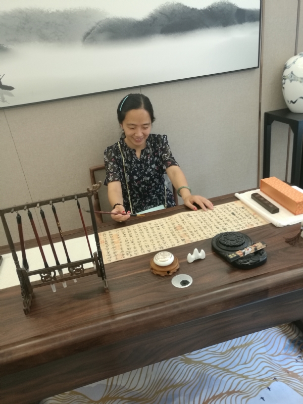 anna的第一张照片--珠海相亲服务中心