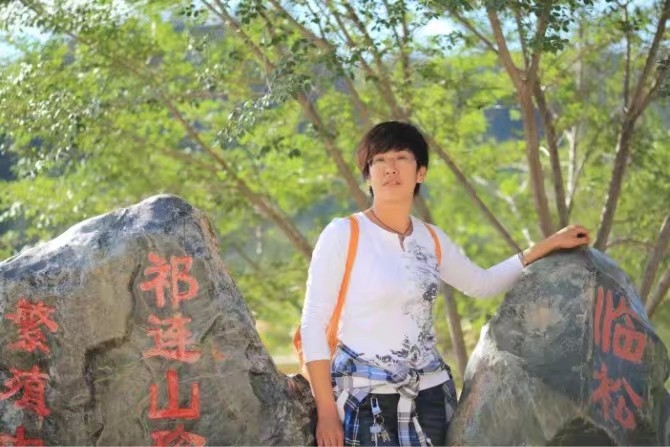 弱水河边青春草的第一张照片--珠海相亲服务中心