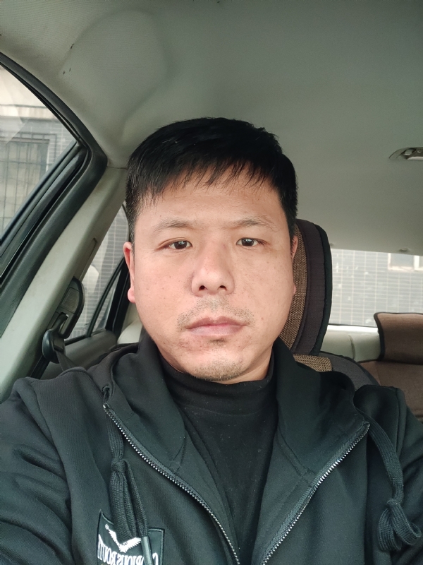 田立城的第一张照片--珠海相亲服务中心