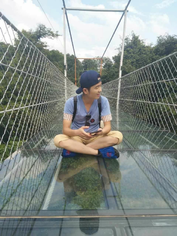 李青的第一张照片--珠海相亲服务中心