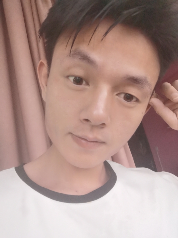 一一得一的第一张照片--珠海相亲服务中心