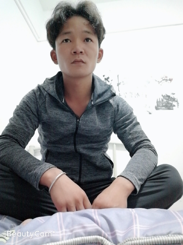 东浩学长的第一张照片--珠海相亲服务中心