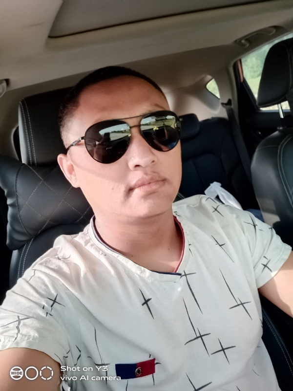 寻缘的第一张照片--珠海相亲服务中心