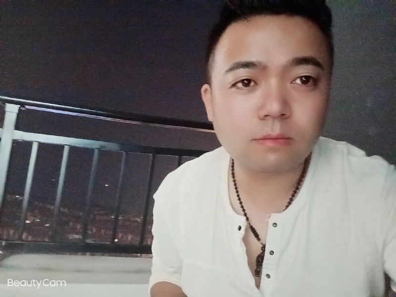 可么嗯哼的第一张照片--珠海相亲服务中心