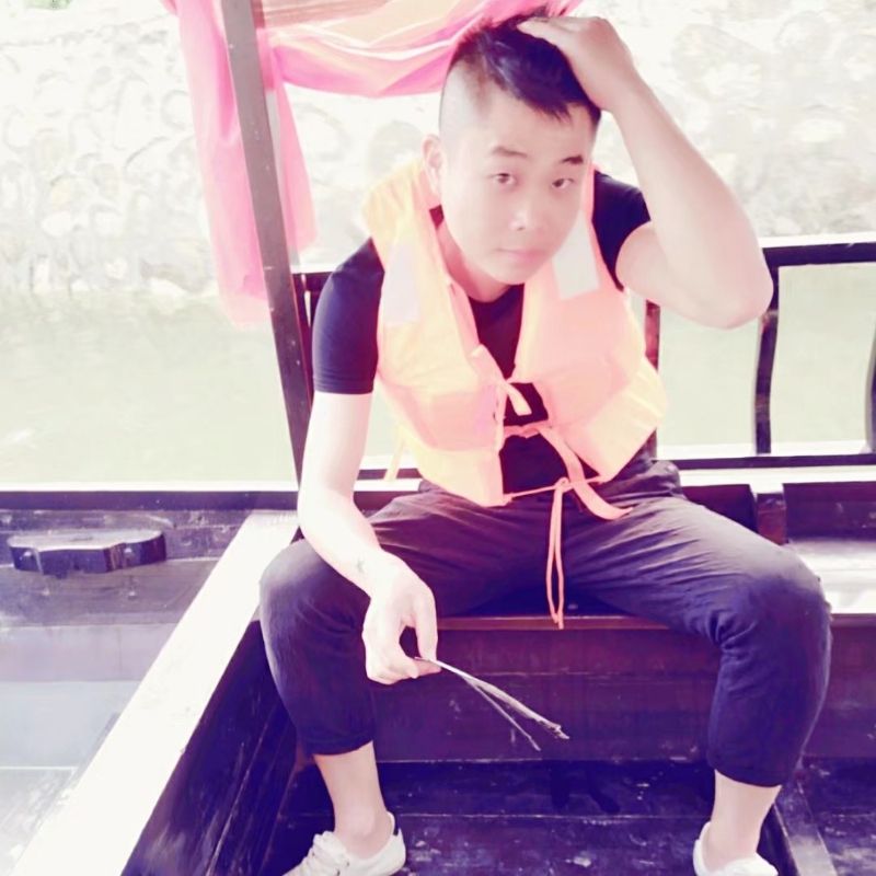 乔七的第一张照片--珠海相亲服务中心