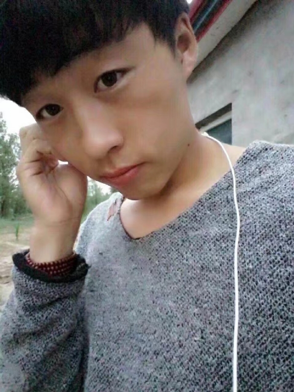 小胡的第一张照片--珠海相亲服务中心