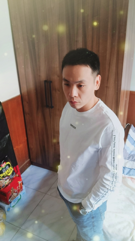 没有蜡笔的小航的第三张照片--珠海相亲服务中心