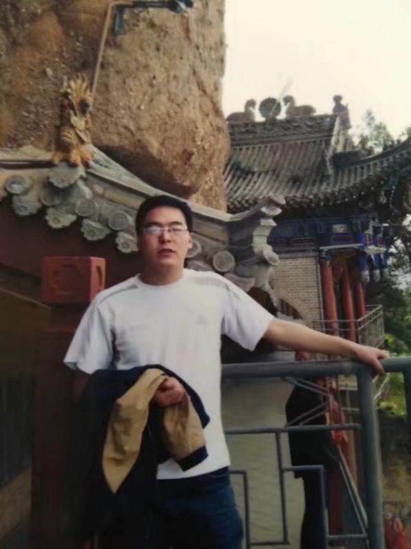 情迷海棠的第一张照片--珠海相亲服务中心