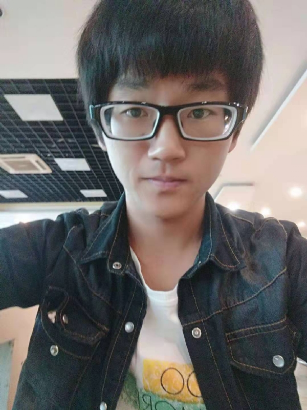 LS书生的第一张照片--珠海相亲服务中心