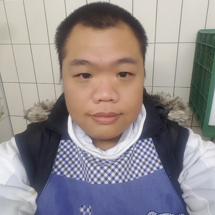 黑熊的第一张照片--珠海相亲服务中心