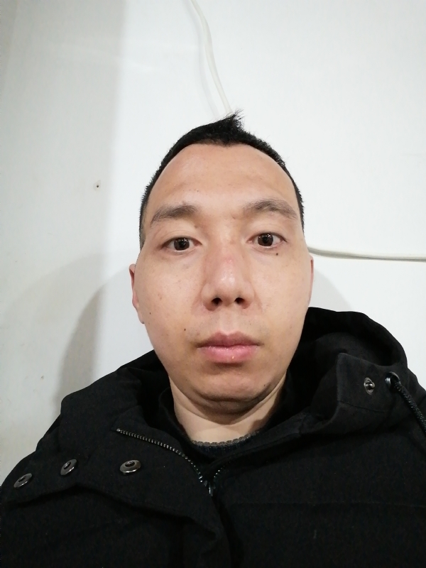 我要捡钱的第一张照片--珠海相亲服务中心