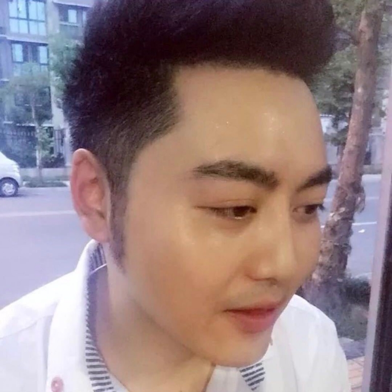 加油吧少年的第二张照片--珠海相亲服务中心