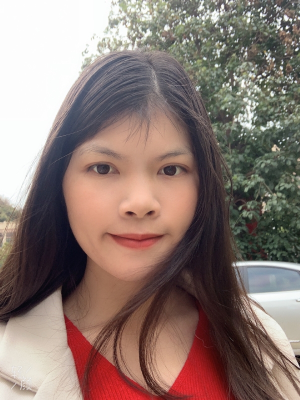 小可爱的第一张照片--珠海相亲服务中心