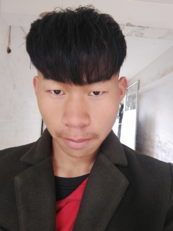 少年不在少的第一张照片--珠海相亲服务中心