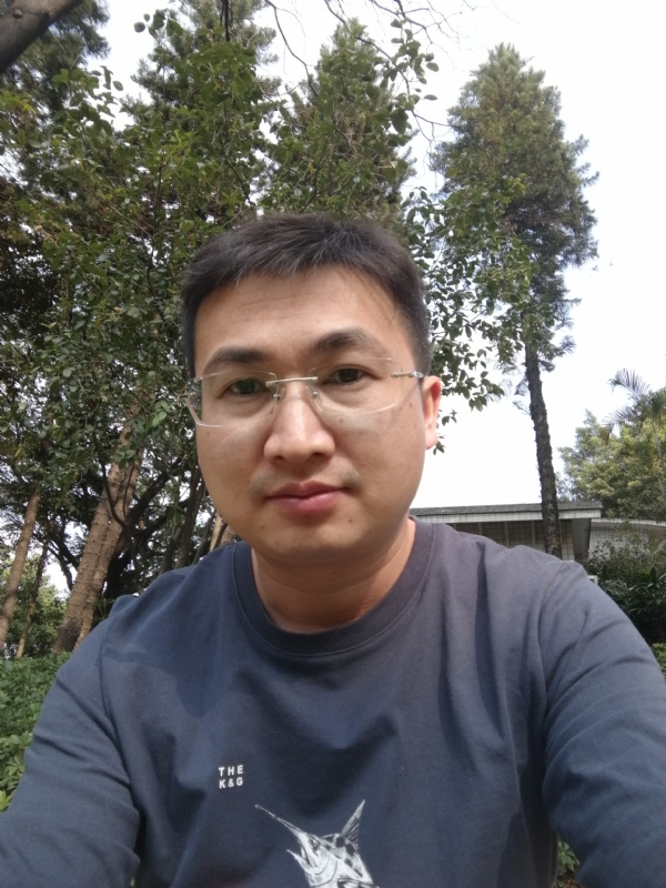 不如随风的第二张照片--珠海相亲服务中心