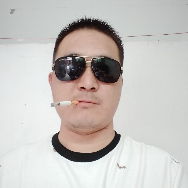 白伟伟的第一张照片--珠海相亲服务中心