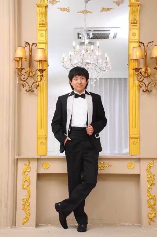 那家伙的第一张照片--珠海相亲服务中心