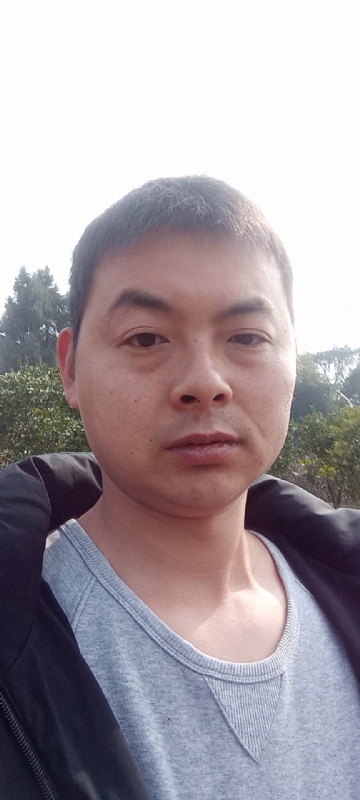 亲亲抱抱我爱你的第一张照片--珠海相亲服务中心