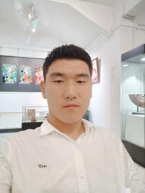 自律人生的第一张照片--珠海相亲服务中心