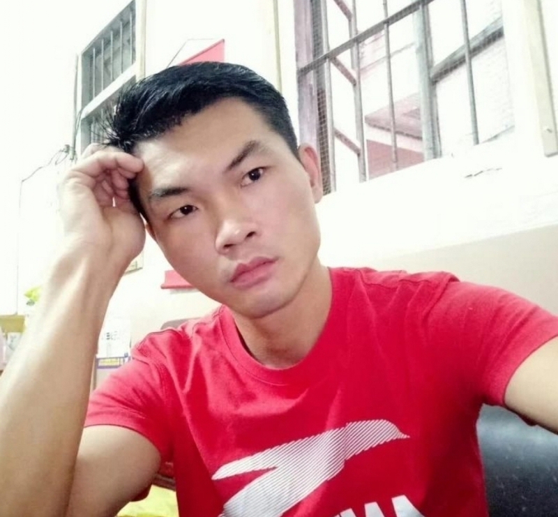 英俊的台灯的第一张照片--珠海相亲服务中心